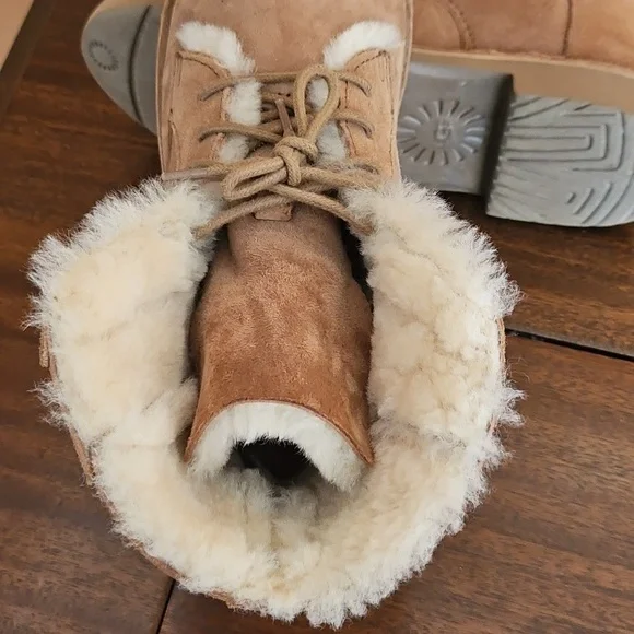 UGG Women's Brown and Cream Lace-Up Winter Boots - Picture 14 of 15
